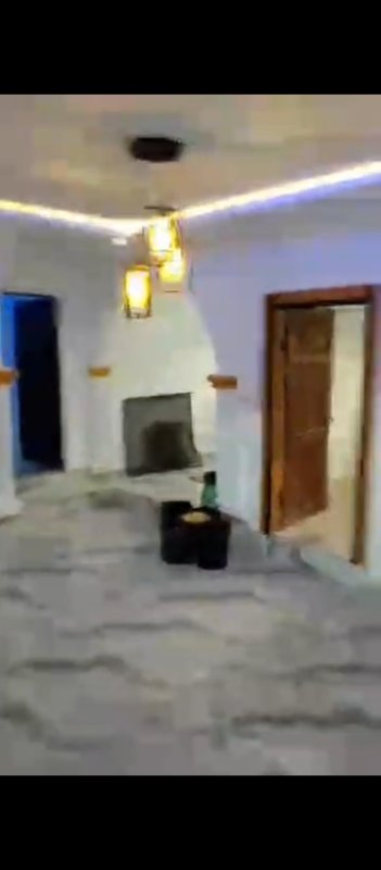  standard pop 3 bedroom flat for rent 